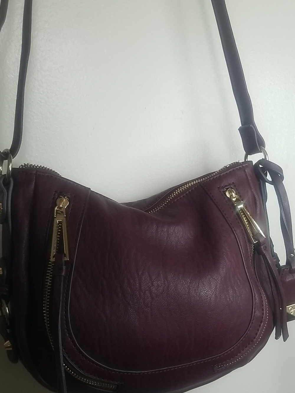 Jessica Simpson Plum Leather Hobo Shoulder Bag with Gold Hardware